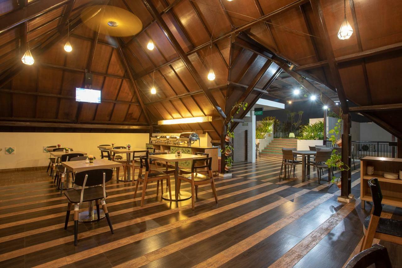Airy Premier Seminyak Cendrawasih 28 Kuta Bali Hotel ภายนอก รูปภาพ