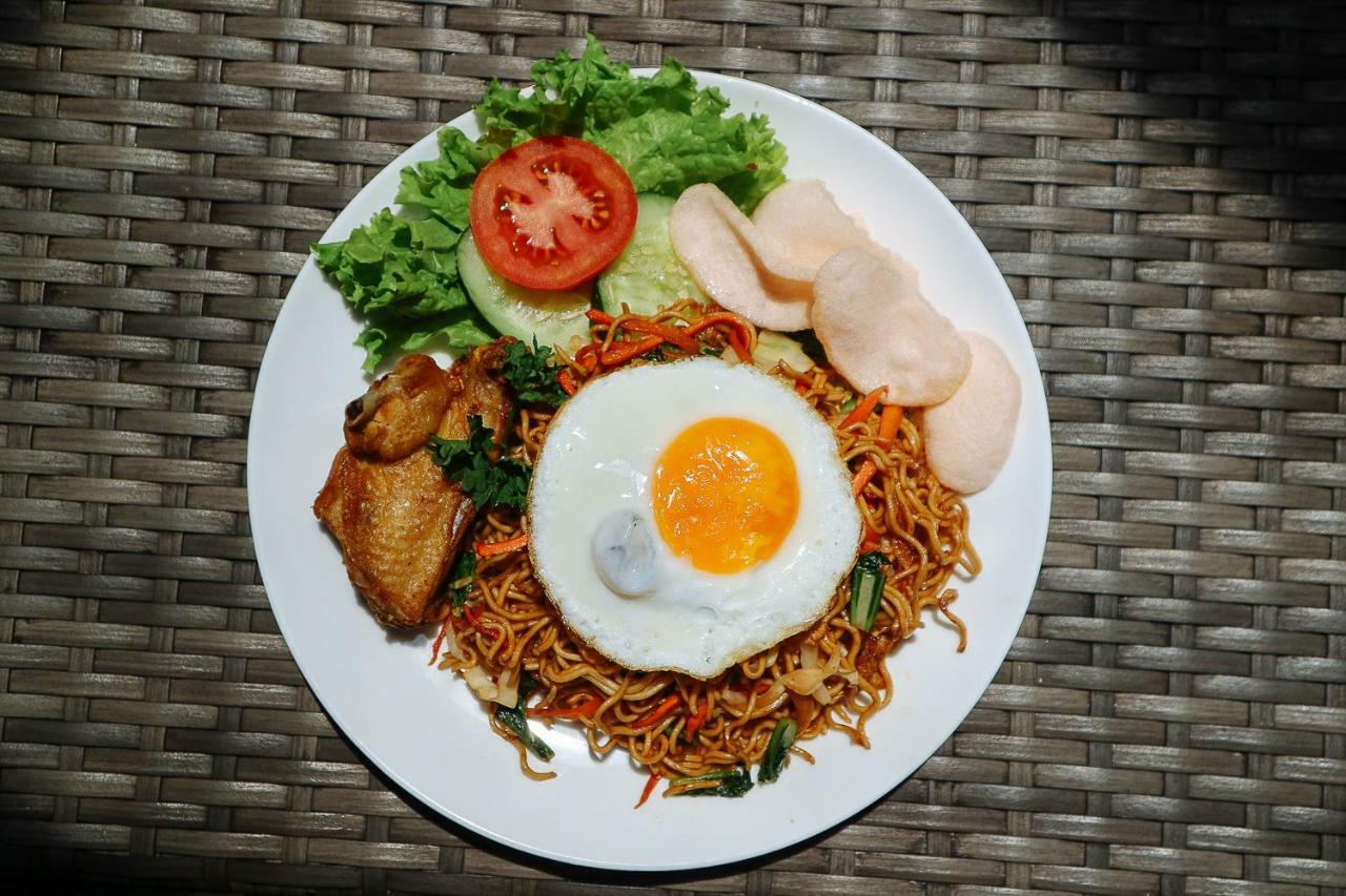 Airy Premier Seminyak Cendrawasih 28 Kuta Bali Hotel ภายนอก รูปภาพ
